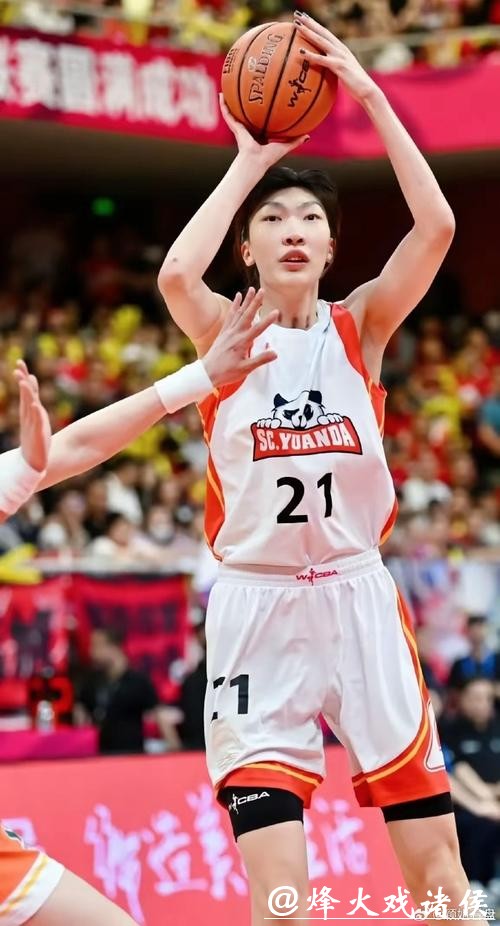 韩旭独得24分!中国大学生女篮取得开门红 韩旭独得24分!中国大学生女篮取得开门红