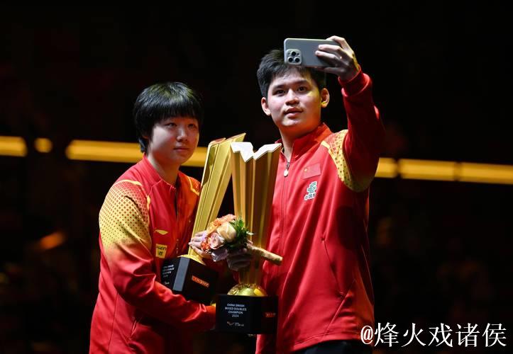 太意外!林诗栋蒯曼单局1-9,被韩国混双打懵,心态彻底崩了 太意外!林诗栋蒯曼单局1-9,被韩国混双打懵,心态彻底崩了